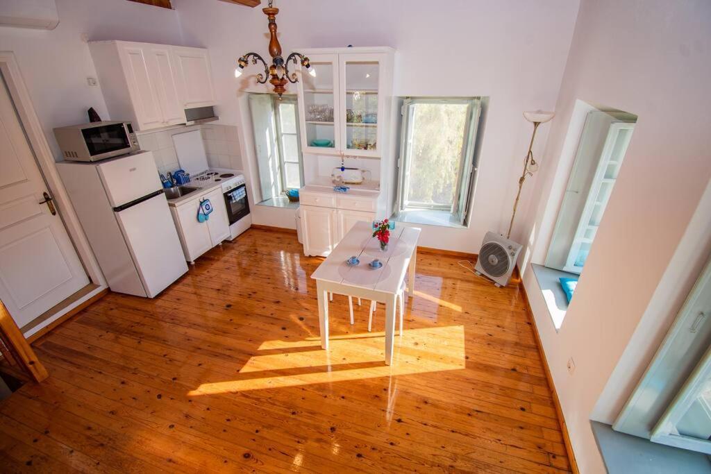 Iolis Loft Hydra Appartement Buitenkant foto